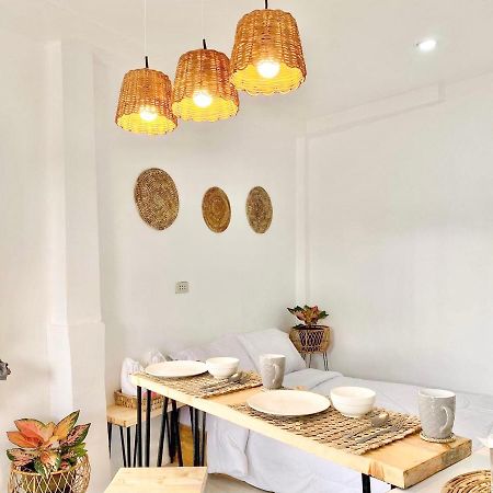 Best Studio Flat W/ Netflix Near Airport And Beach! Île de Mactan Extérieur photo